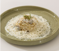 Nanal Green Latte Footed Plate